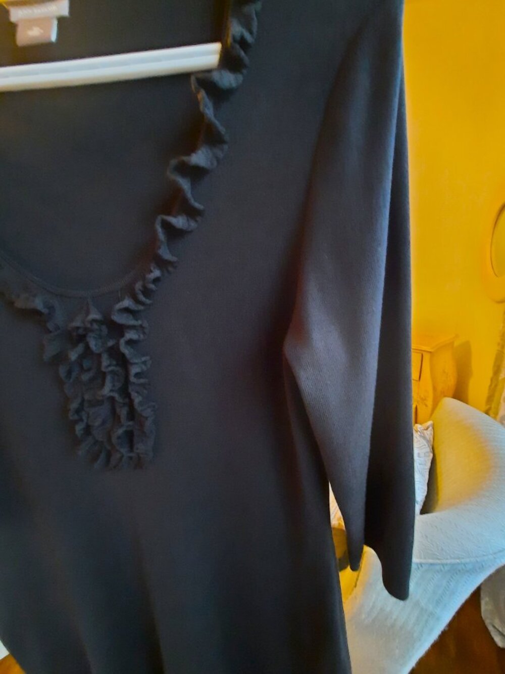 76% Silk, Ann Taylor Ruffle Knit Dress | Size M | Classic Stretch Sheath - Picture 4 of 6
